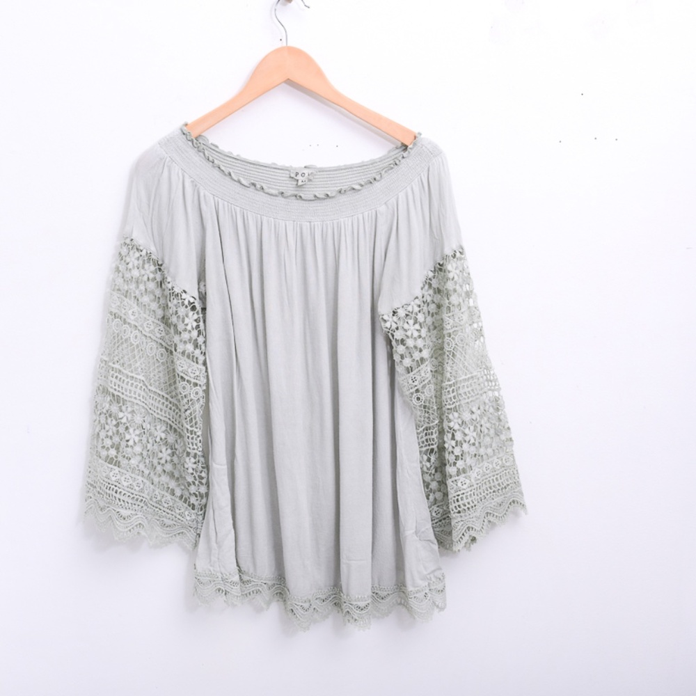POL Women's Sage Green Scoop Neck Lace Bell Sleeves Medium